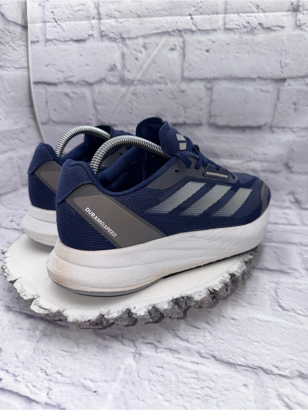 adidas Men's Duramospeed Lightstrike Running Shoes Size 8.5 Blue Gray White - Picture 2 of 8